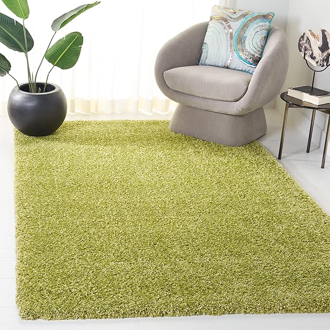 SAFAVIEH Santa Monica Shag Collection 4' x 6' Green SGN725 Solid Non-Shedding Living Room Bedroom Dining Room Entryway Plush 2-inch Thick Area Rug