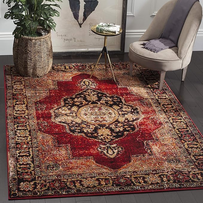 SAFAVIEH Vintage Hamadan Collection Accent Rug - 4' x 6', Red & Multi, Oriental Persian Design, Non-Shedding & Easy Care, Ideal for High Traffic Areas in Entryway, Living Room, Bedroom (VTH219A)