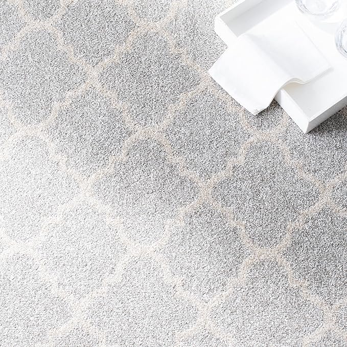 SAFAVIEH Amherst Collection X-Large Area Rug - 11' x 15', Light Grey & Beige, Moroccan Trellis Design, Non-Shedding & Easy Care, Ideal for High Traffic Areas in Living Room, Bedroom (AMT422B)